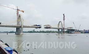 VIDEO: Đẩy nhanh tiến độ xây dựng đường dẫn cầu Quang Thanh